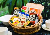 Small Breaky Hamper 1b